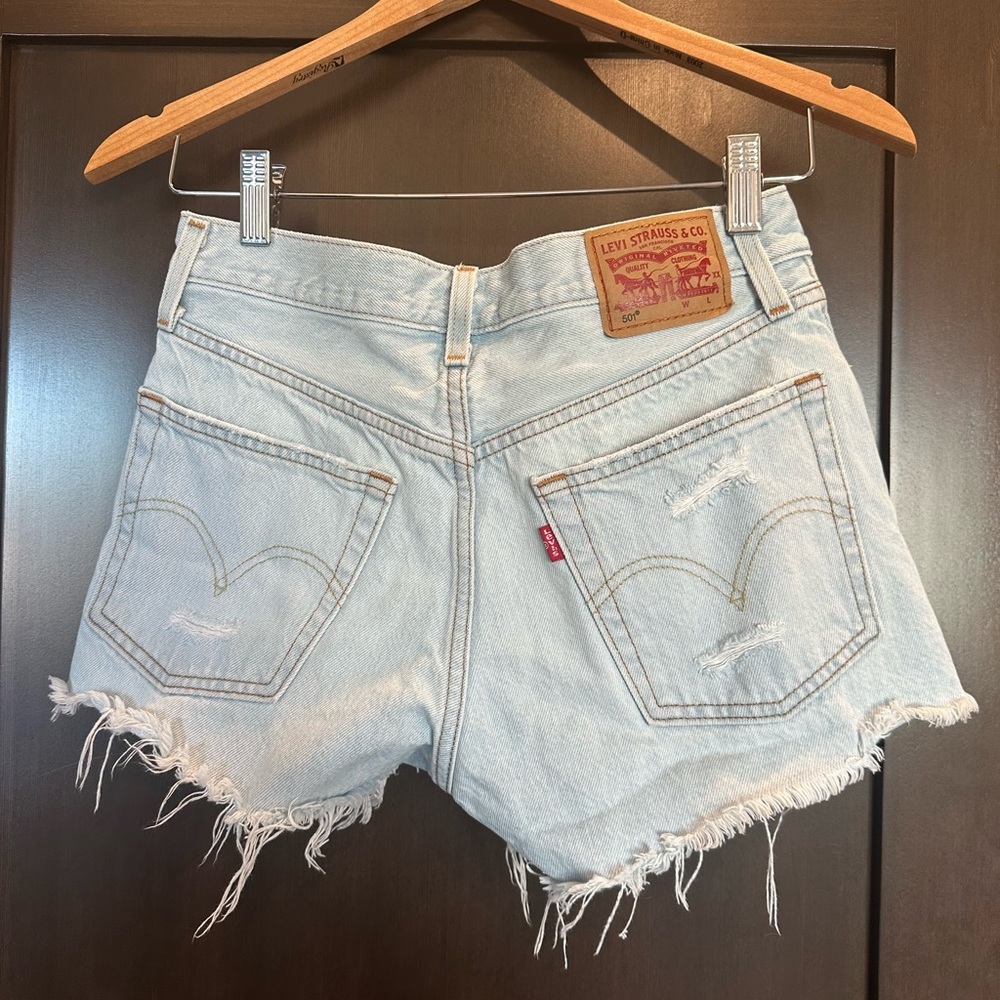 Levi’s 501 Cutoff Shorts